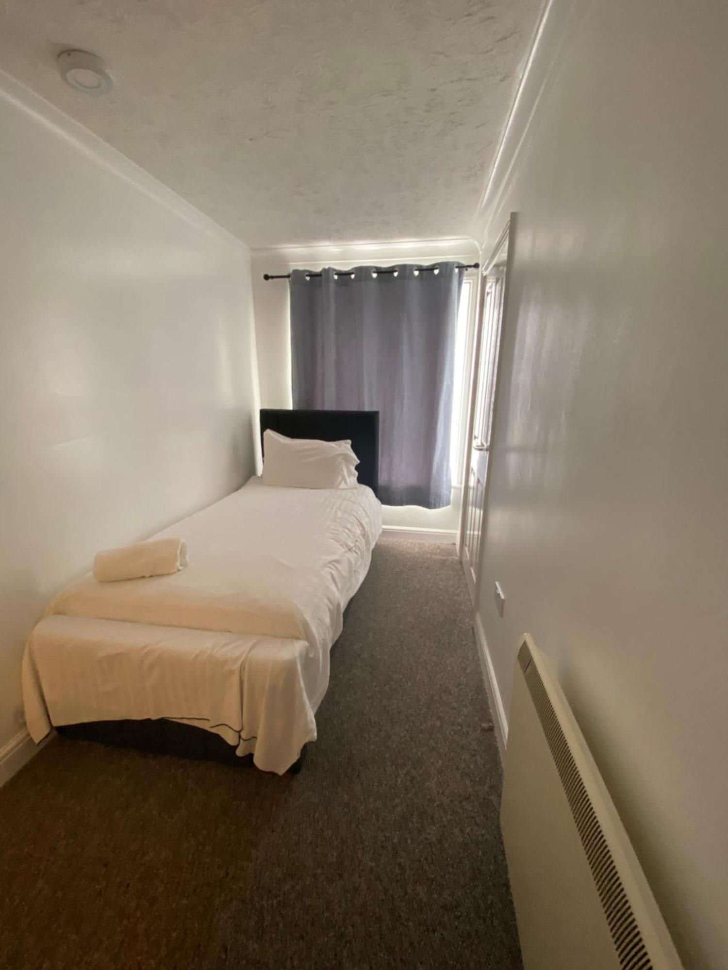 גרייט יארמאות Spacious One Bedroom Flat With River View, 1E מראה חיצוני תמונה